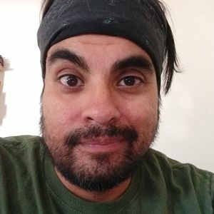 Meet your Posher, Moises